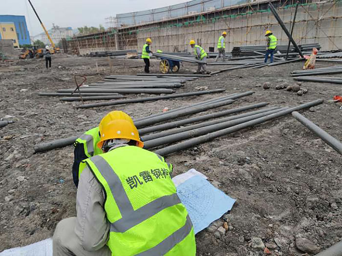 雄安新区螺栓球网架结构